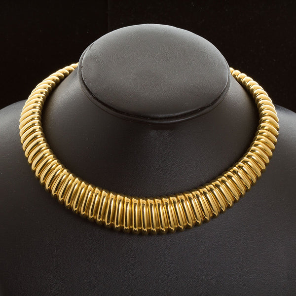 Green Jade Jewelry Set | Necklace + Bracelet + Earrings + Ring | Elasaro